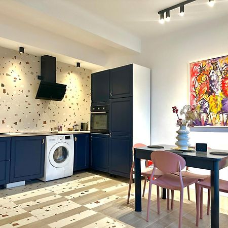 Peaceful Condo For Romantic Getaways Near Black Church - 3Min Walk Braşov Esterno foto