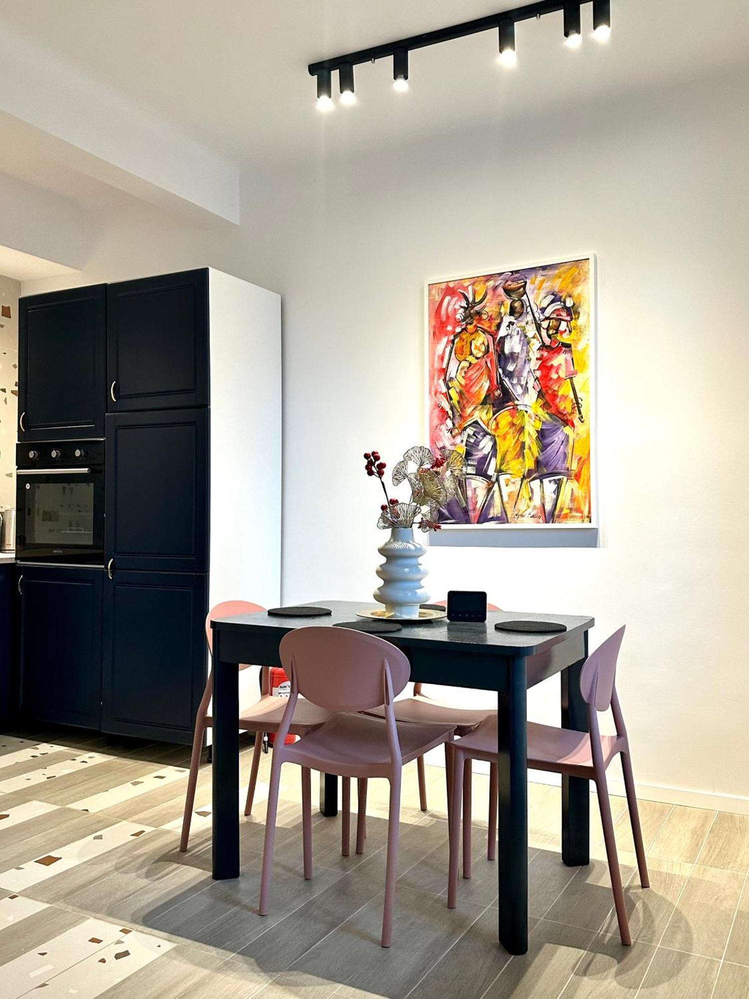 Peaceful Condo For Romantic Getaways Near Black Church - 3Min Walk Braşov Esterno foto